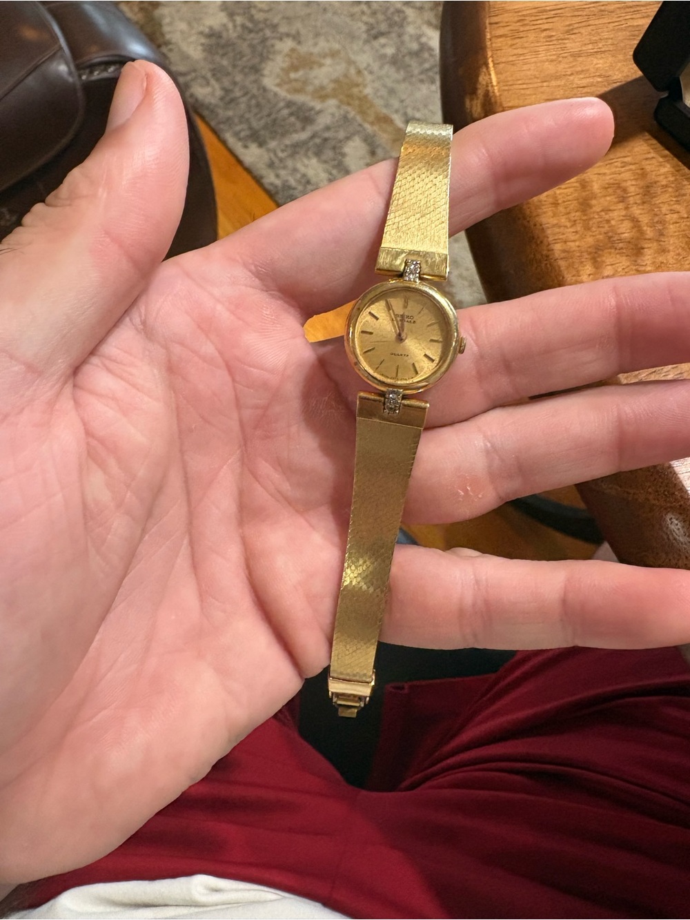 vintage Seiko Lassale women's watch Gold Tone/ diamond accents